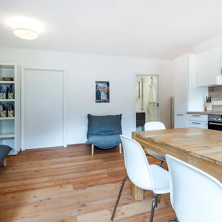 Grenzberg, - Rooftop *