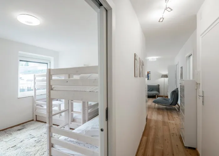 Grenzberg, - Rooftop